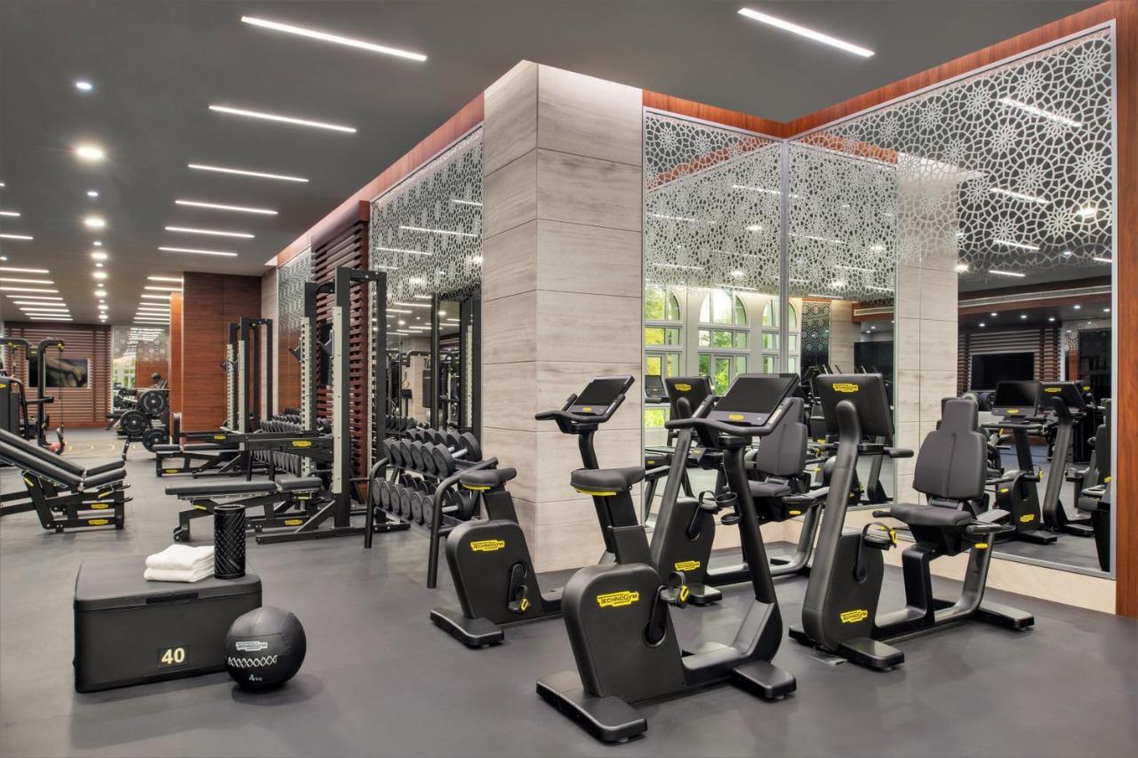 Al Messila, A Luxury Collection Resort & Spa, Doha Exterior foto The gym at the hotel
